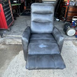 Recliner