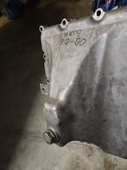 02-06 Gsxr Oil Pan Oem