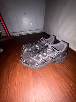 ASICS Gray and Black Running Sneakers