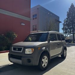 2004 Honda Element 