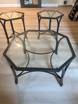 Coffee table with two end tables
