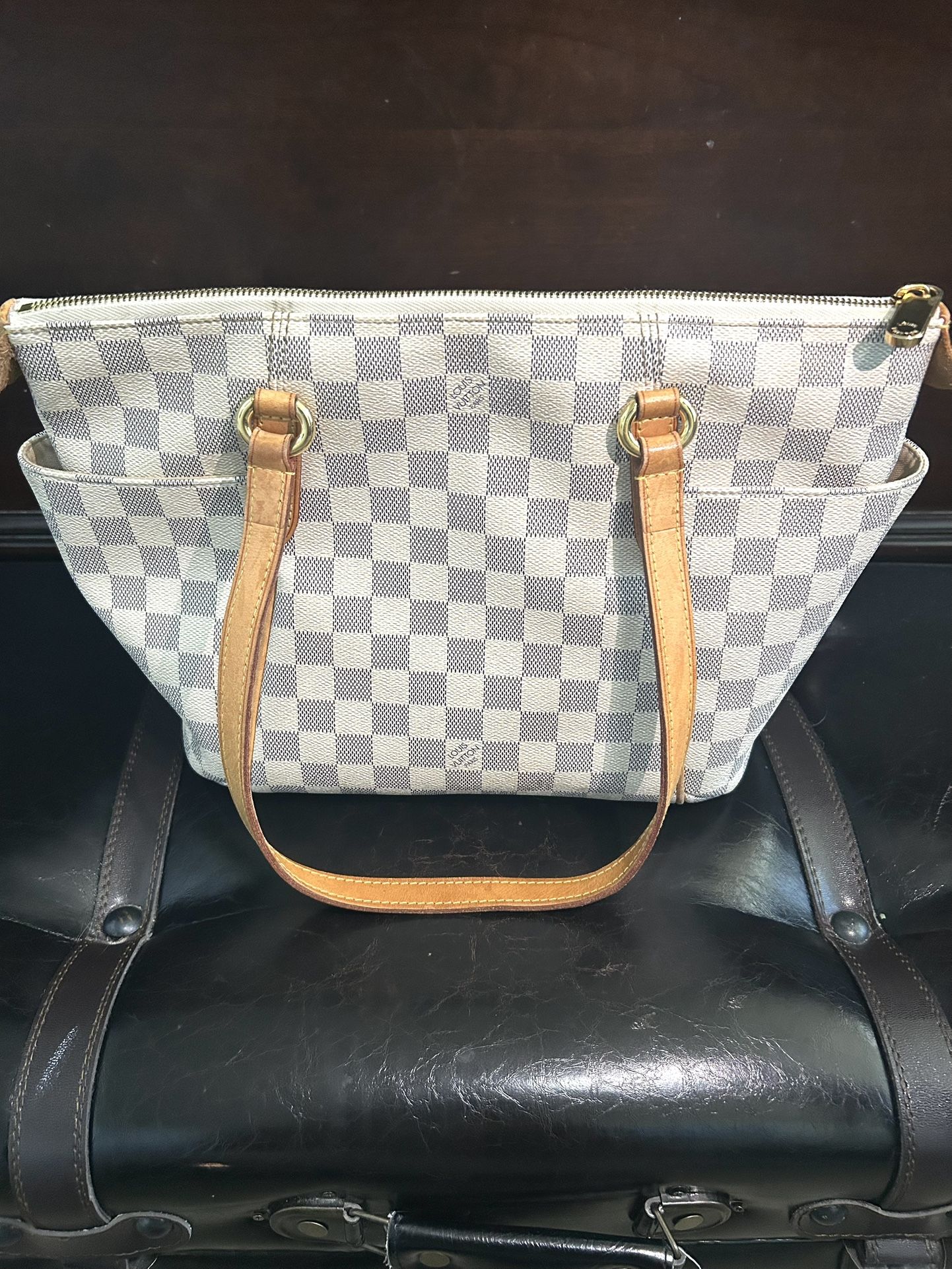 Louis Vuitton Shoulder Bag