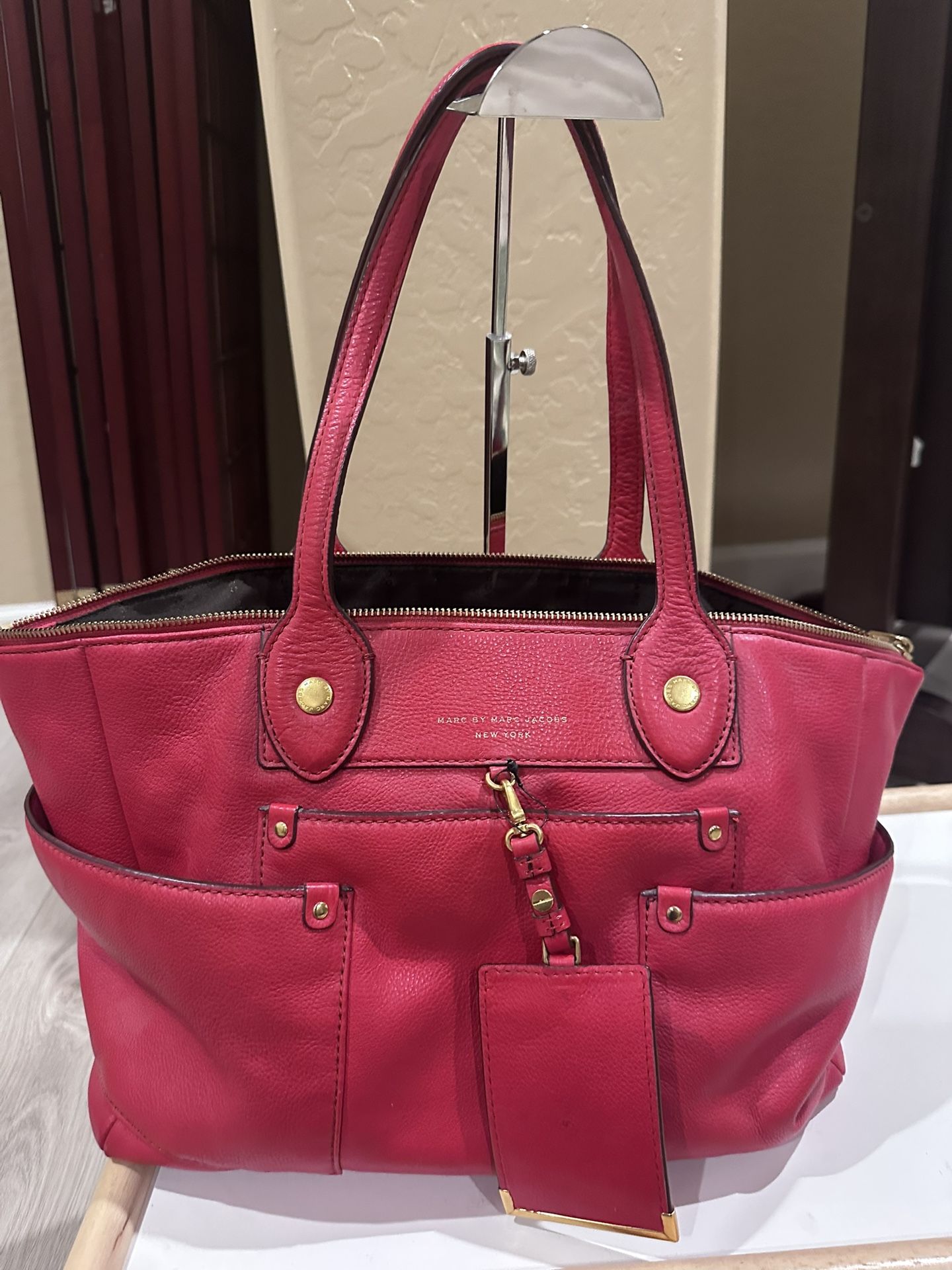 Marc Jacobs Red Leather Shoulder Bag