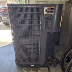 5 Ton Heat Pump AC Unit – VT4BE-060KA – Works Great – 208/230V