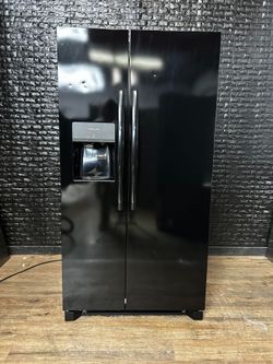 FRIGIDAIRE SIDE BY SIDE REFRIGERATOR w/WARRANTY! R2991A
