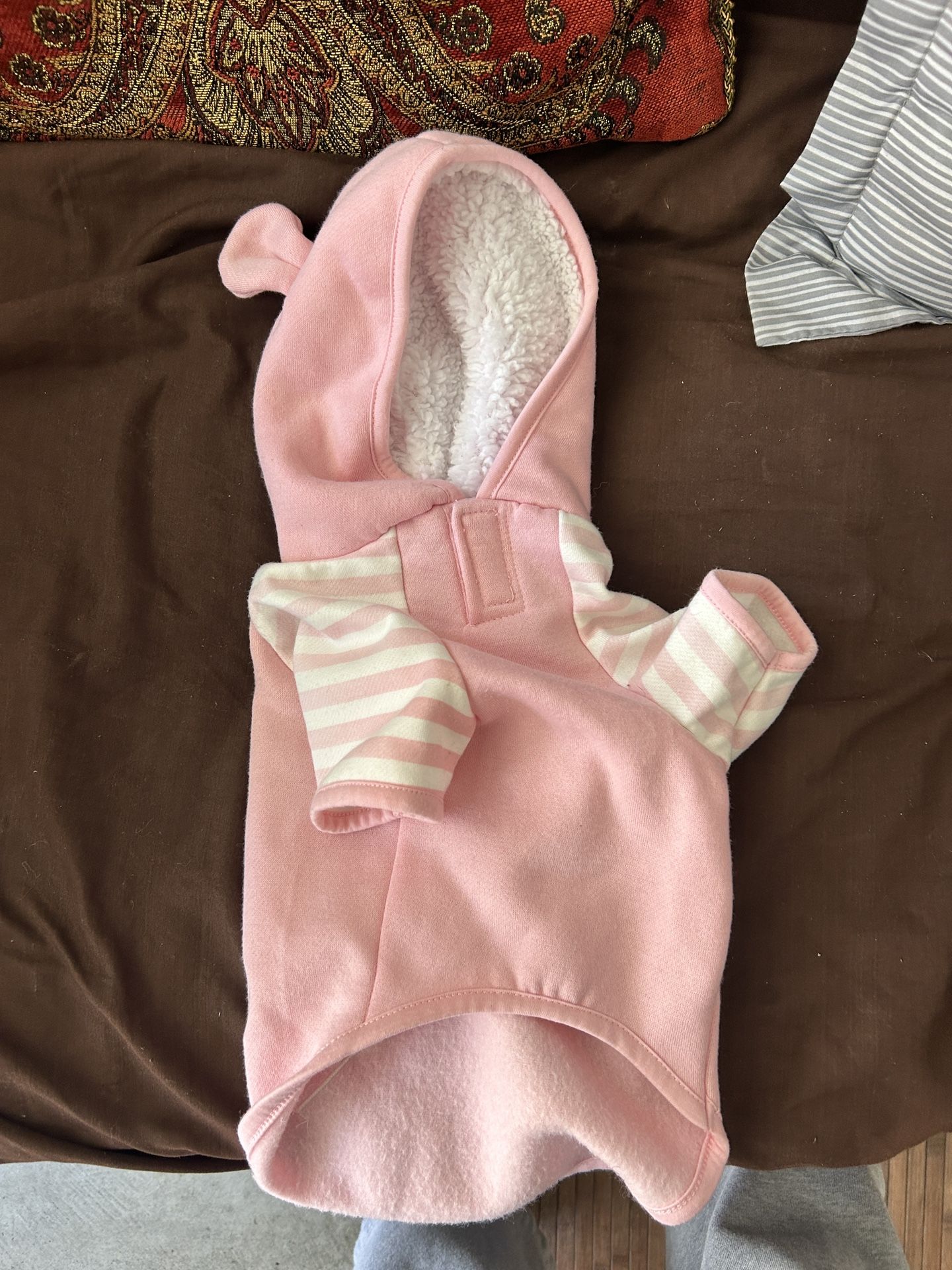 Dog Sweater Size S/ M