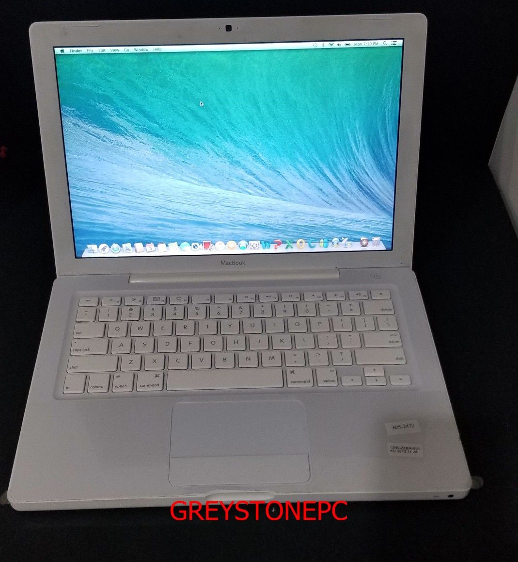 MacBook A1181. 2009