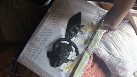 Logitech Racing Wheel + Pedals + Shifter