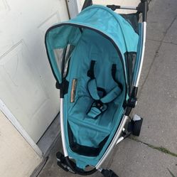 QUINNY STROLLER 