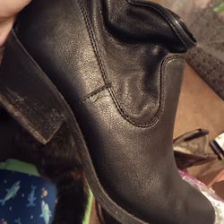 Women's Leather Booties. Black