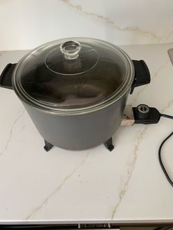Presto Vintage Electric Skillet with Glass Lid