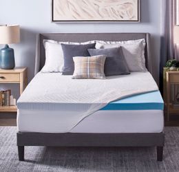 Novaform Pillow Top Gel Memory Foam Mattress Topper- Queen