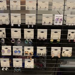 In Person 40% Off Sale On Most Items Oct 26th 92111 Contact Me For Address