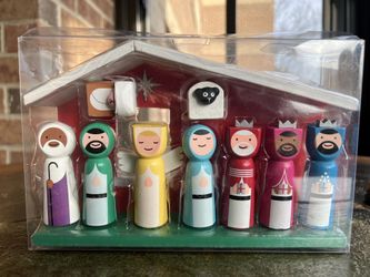 A Vintage Wooden Nativity Set 8 Figurines Included