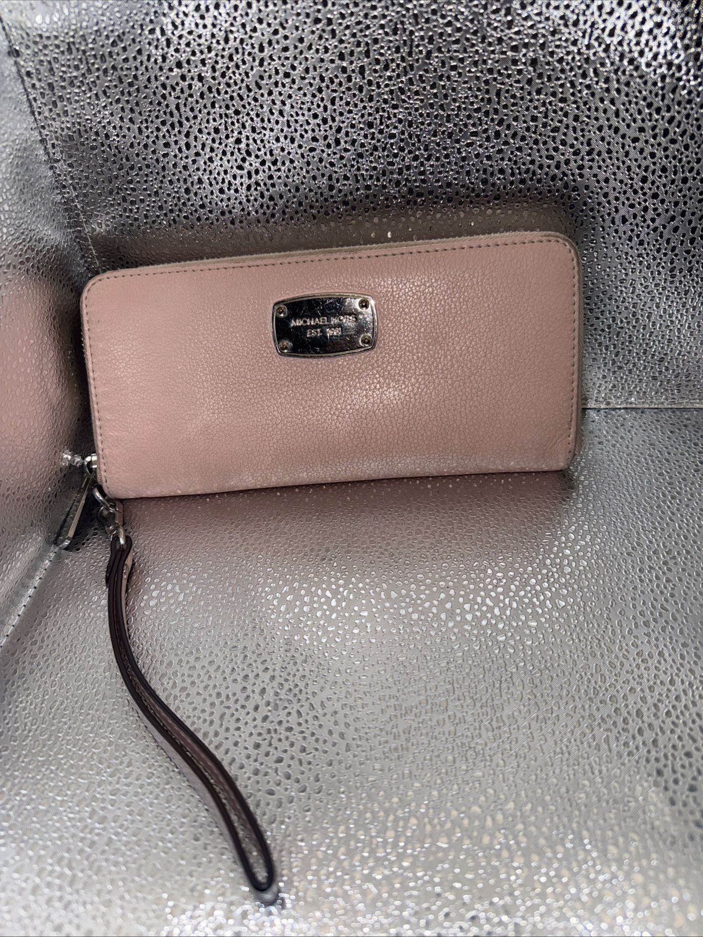 Michael Kors wristlet wallet large Pink