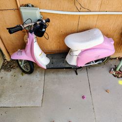 Pink Razor Pocket Mod Scooter – Cheap!