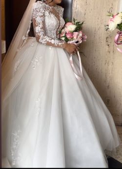 White Lace Cinderella Puffy Wedding Dress