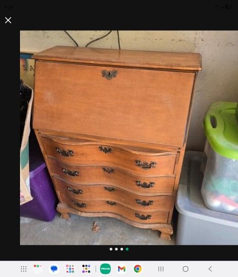 40x40 Scalloped Mirror $60
Vintage oak desk $40
$80 for both