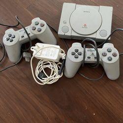 Play Station 1