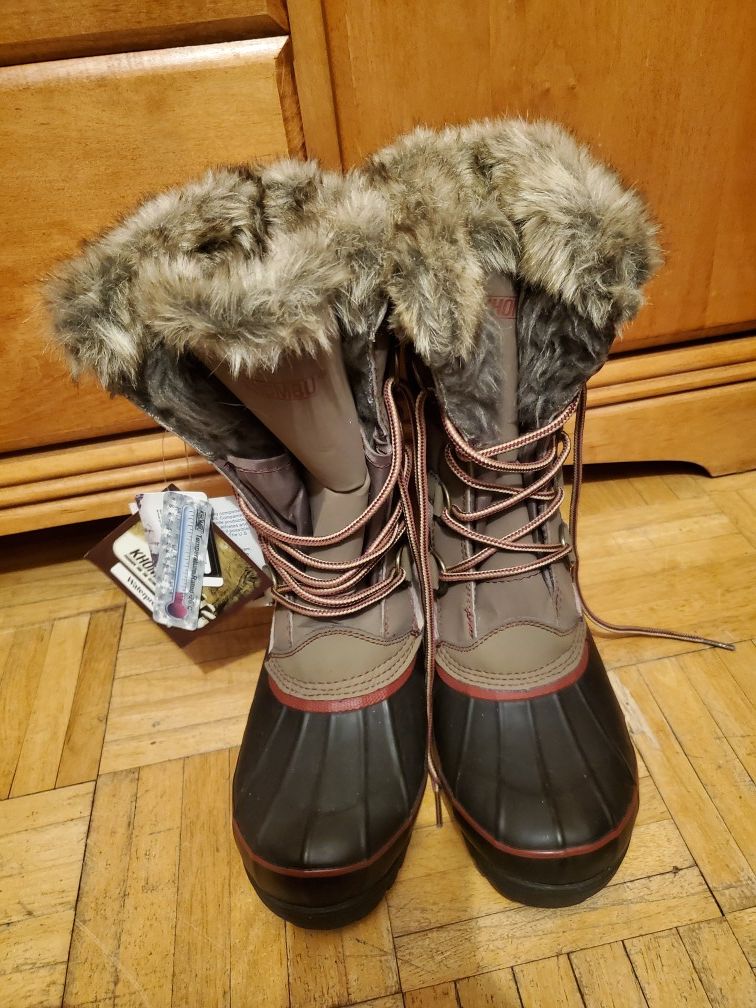womens size 8 khombu snow boots