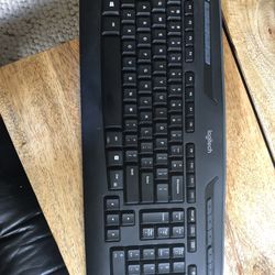 Logitech Keyboard