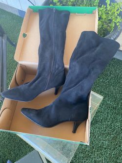 Black suede low heel boots