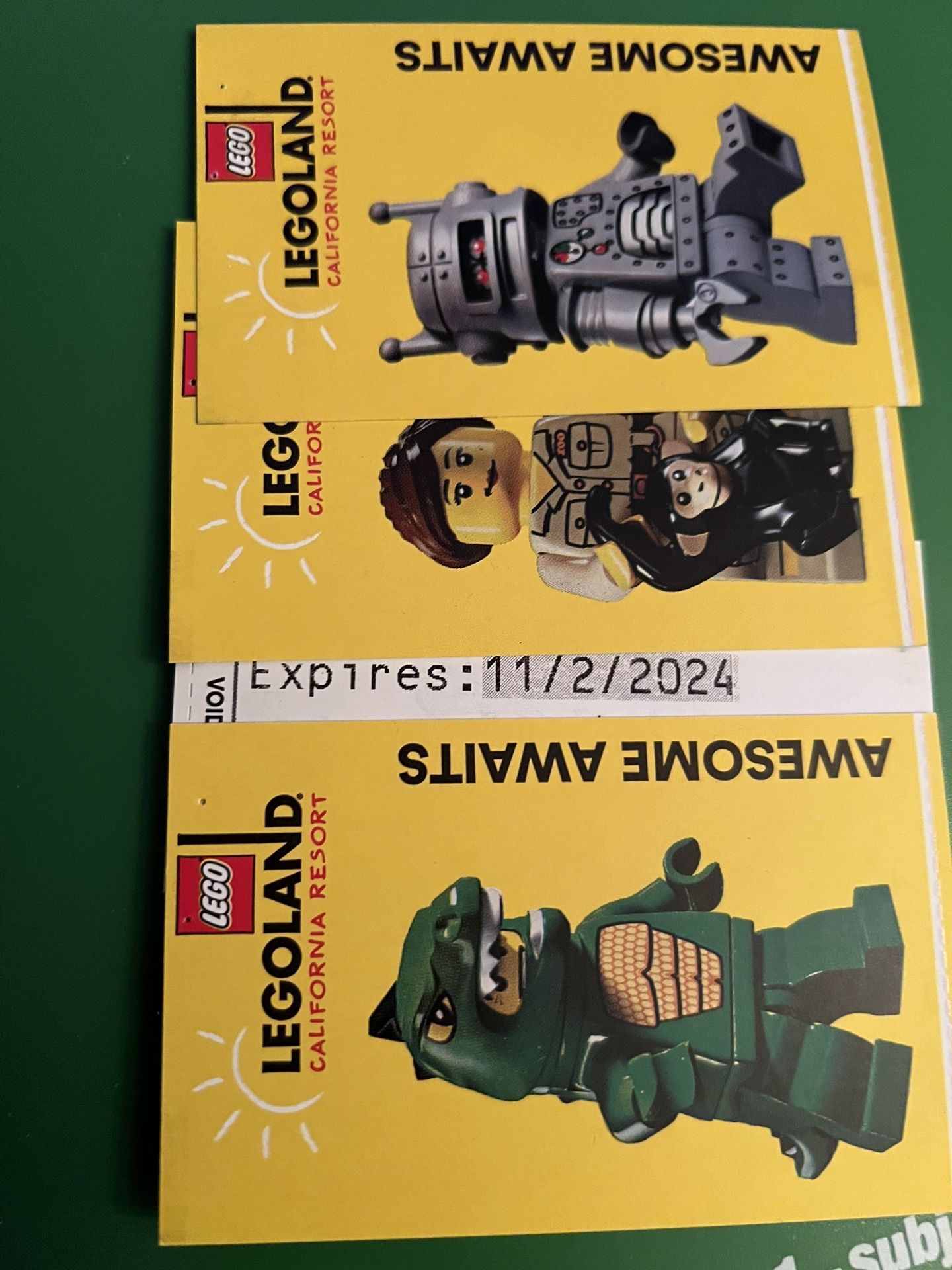 LEGOLAND PARK HOPPER WATER π¦ PARK π’πΏπ₯€π₯¨π¦(4) TICKETS ποΈ ποΈποΈποΈ $350 PRICE FIRM