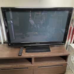 TV 40” Panasonic