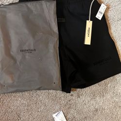Essential Shorts 