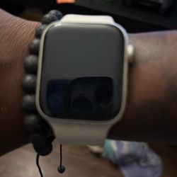 $120 44mm Apple Watch ⌚️ Generation 2 Mint Condition 