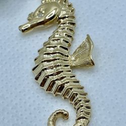 14KYG SEAHORSE PENDANT 