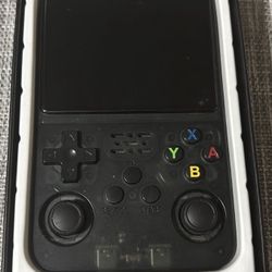 R36S Retro Handheld Console – 21,000+ Games 🔥