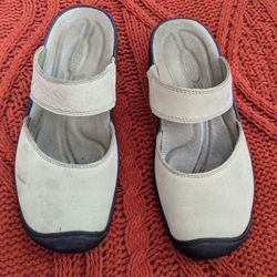 Keen Saratoga Leather Mary Jane Slip On Sandal Clog Shoes Womens Size 8