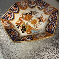 Vintage Japanese Imari Style Bowl