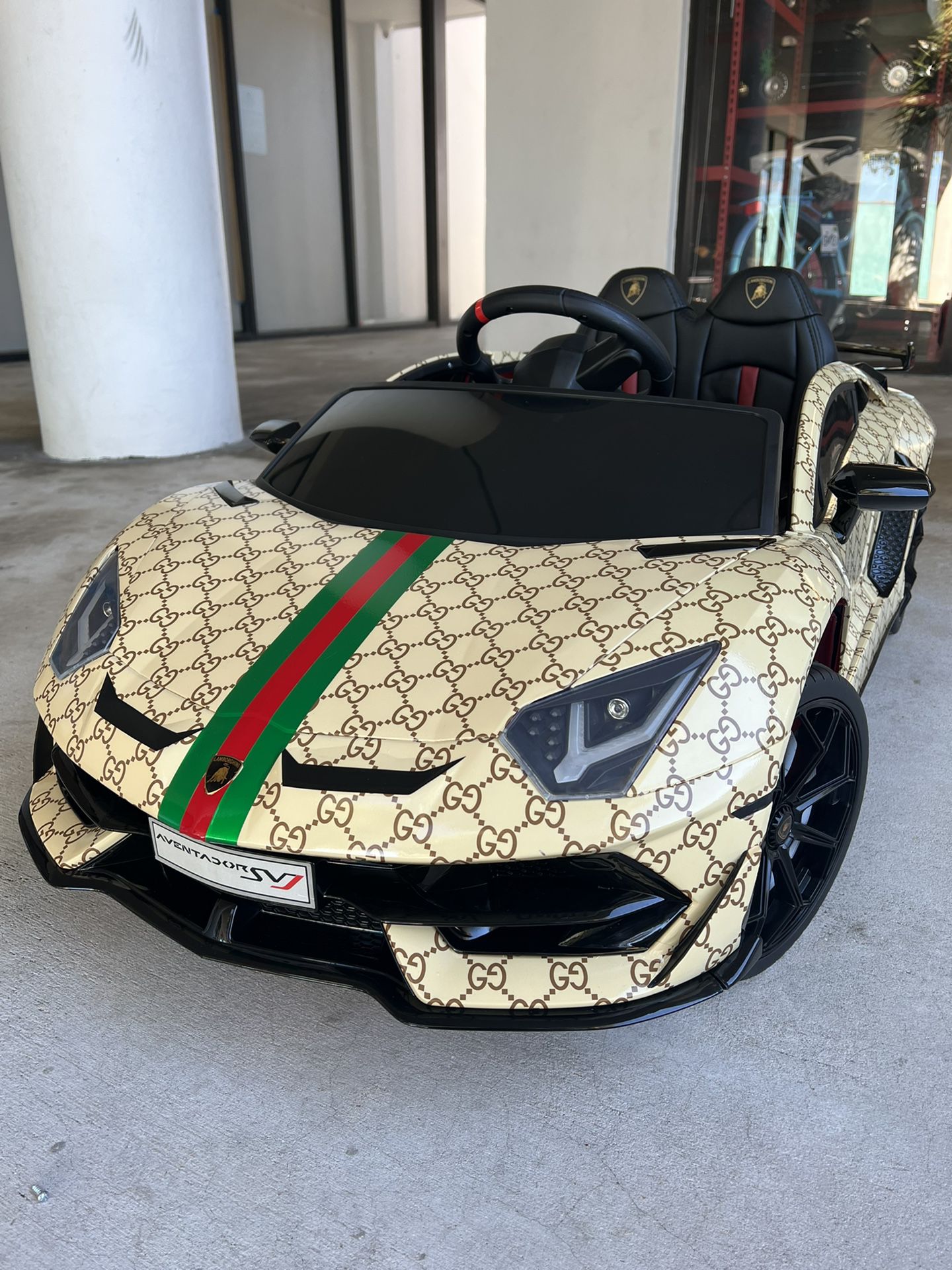 Lamborghini, Gucci wrap, Gucci - Car and Bike Nation