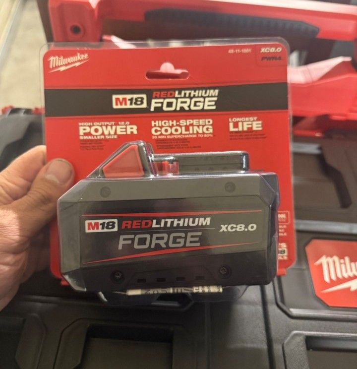 Milwaukee Battery Forged 8.0