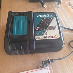 Makita Fast Charger