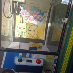 Happy World Claw Vending Machine
