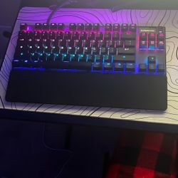 APEX PRO TKL STEELSERIES GAMING KEYBOARD