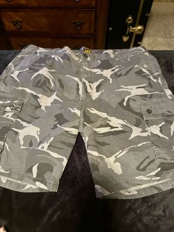 Men’s shorts size 44