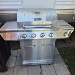 Nexgrill 4-Burner Propane Gas Grill With Side Burner.
