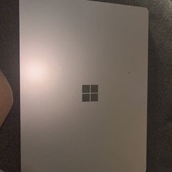 Microsoft - Surface Laptop 5 - 13.5” Touch-Screen - Intel Evo Platform Core i5 with 8GB Memory - 512GB SSD (Latest Model) - Sandstone