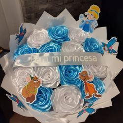 Ramo Muy Bonito Para Cualquuier  Ocasin Mandeme Mensaje Su Tiene Preguntas Aga Su Oedido Ahora