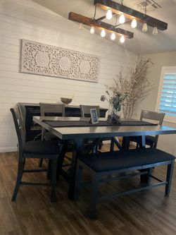 Dinning Table