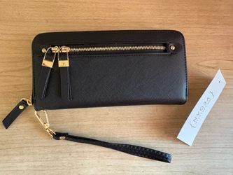 New Pretty Wallet / Wristlet