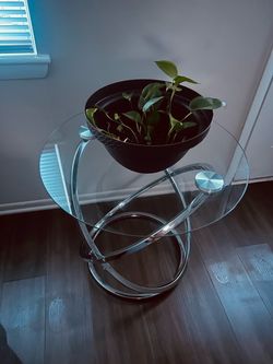 TV stand & Chrome Table