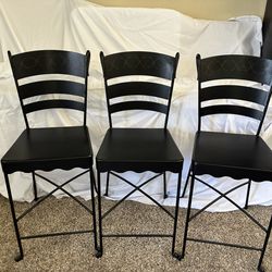 Set Of 3 Bar/Pub Table Chairs Heavy Metal
