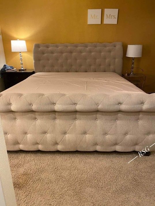 Willenburg Queen Size Upholstered Sleigh Bed Frame 💛 Cream Tufted Design Bed 🛏️ ⭐$39 Down Payment with Financing ⭐ 90 Days same as cash