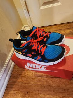 Nike Free Run 2 GS size 6.5Y