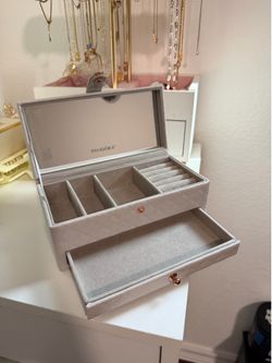 Very Small Pandora Jewelry Box